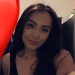 Meet your Posher, Yolanda